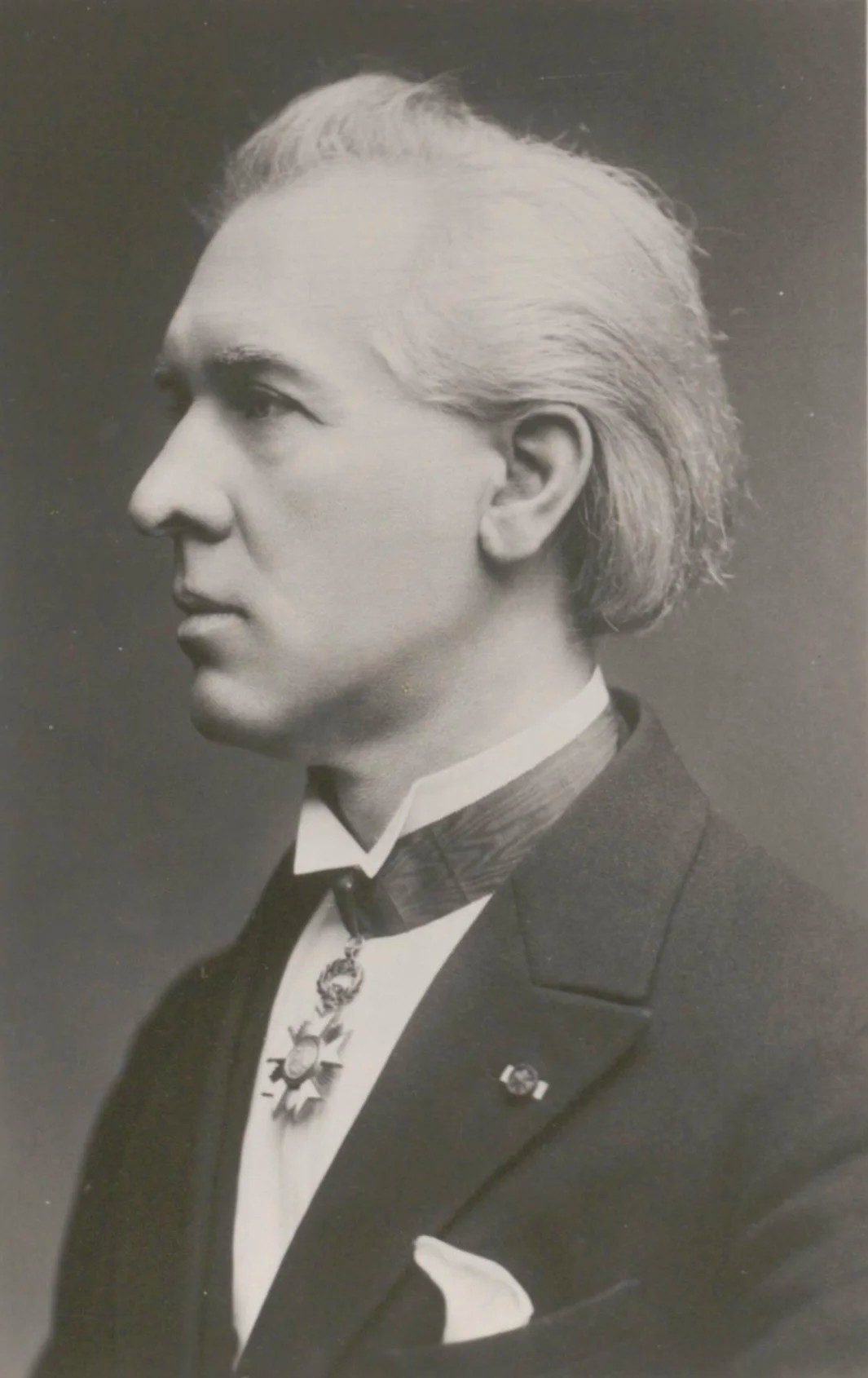 Albert Dupuis, black and white photograph